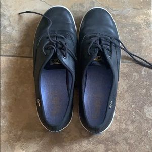 Keds black leather shoes
